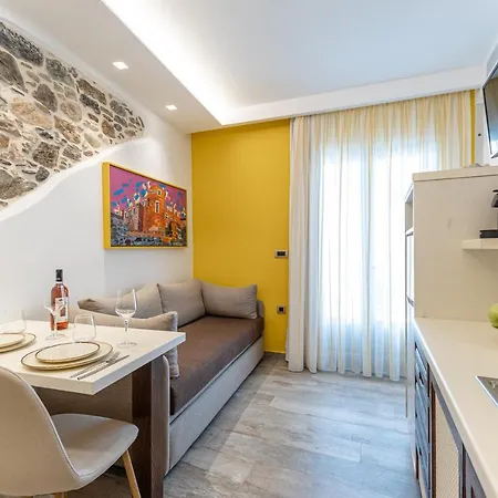 Aparthotel Mariet Naxos & *