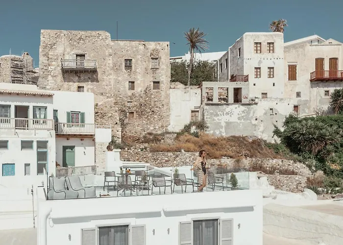 Mariet Naxos Elegant