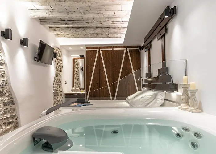 Mariet Naxos Elegant מלון דירות